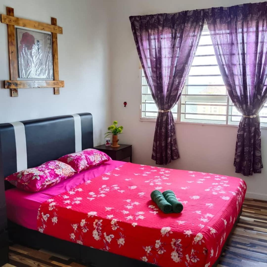 Homestay Camelia Kuala Terengganu Houses 3 Room 2 Bathroom - Near Batu Buruk Beach , Drawbridge, Pasar Payang, Ktcc Mall & Hospital Hsnz Quarto foto